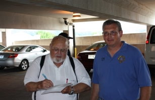 City of Onalaska Council President Clarence Stellner checks in with Craig N9ETD